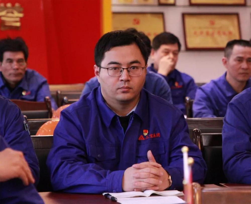 ��Ա����ͷ�����������������ȷ�֮��ʮ���ϯ�ݸ֣������ȷ棬��������ģ���ֻ�