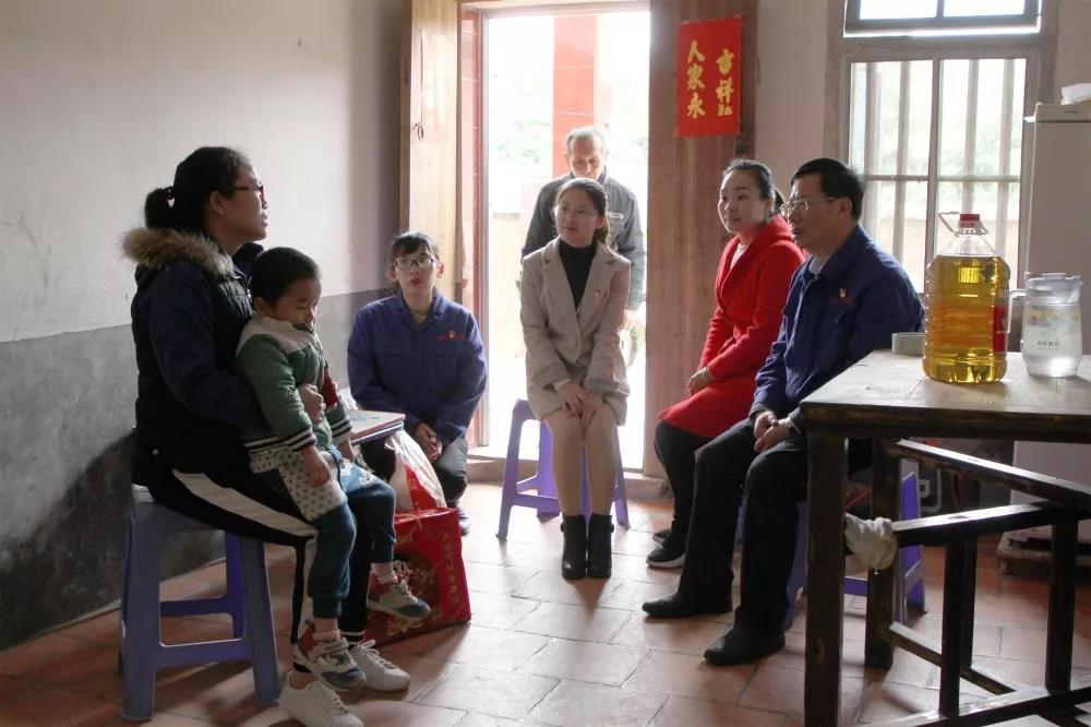 AG�����ܲ��������޹�˾|��ҳ���ŵ�ί��չ��ů�Ĺ��̡������������߷�ο�����⵳Ա��ְ��